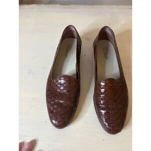 Trotters Brown Leather Woven Flats 8.5 – Comfort Loafers Slip-On Shoes Made in B